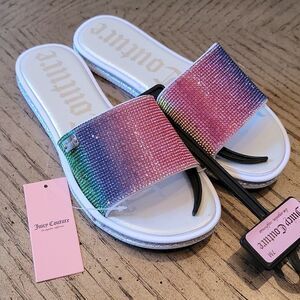 Juicy Couture size 7 Sparkly slippers NWT 💕💜